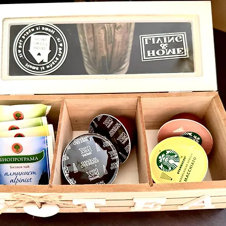 Next To Center * ソフィア